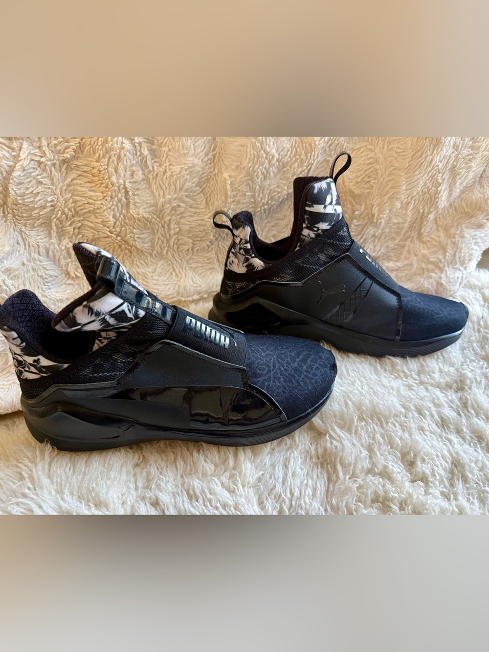 PUMA Fierce Swan Slip On 7.5 EUC